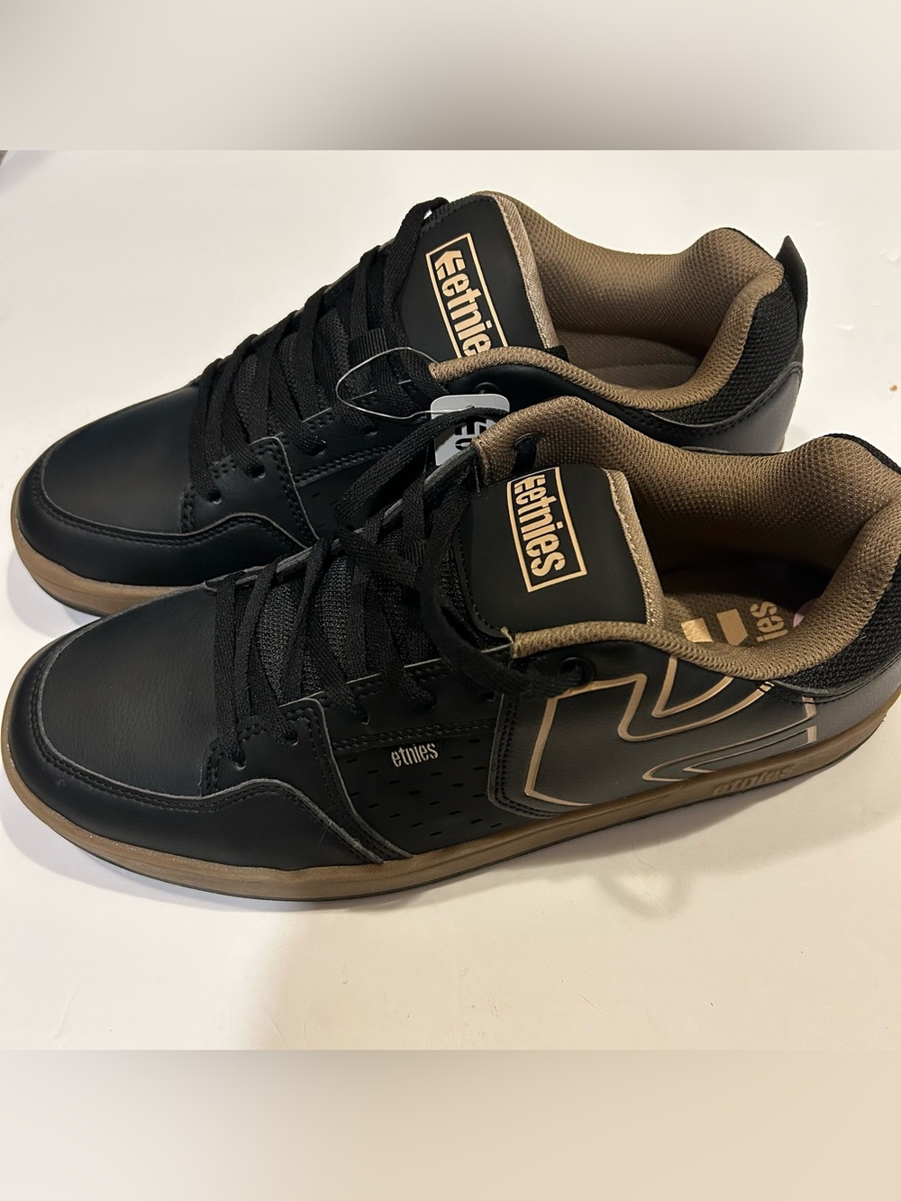 NWT Etnies Frontside Sneakers Exclusive Color Way Men's Size 12 Skater Shoes